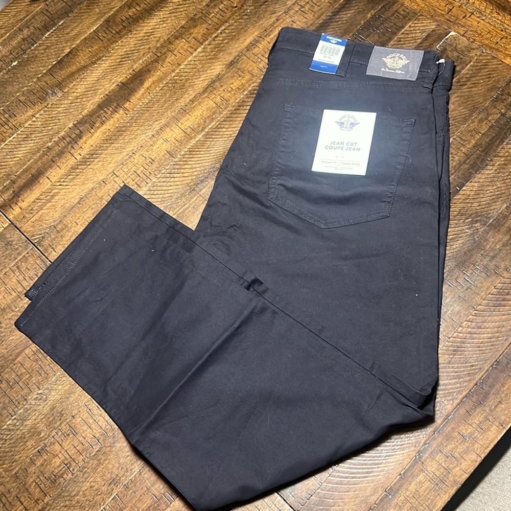 NWT - Dockers Jean Cut Straight Fit Casual Pants